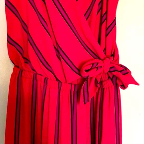 Express XL Romper/ Jumpsuit In Excellent Condition - Picture 2 of 2